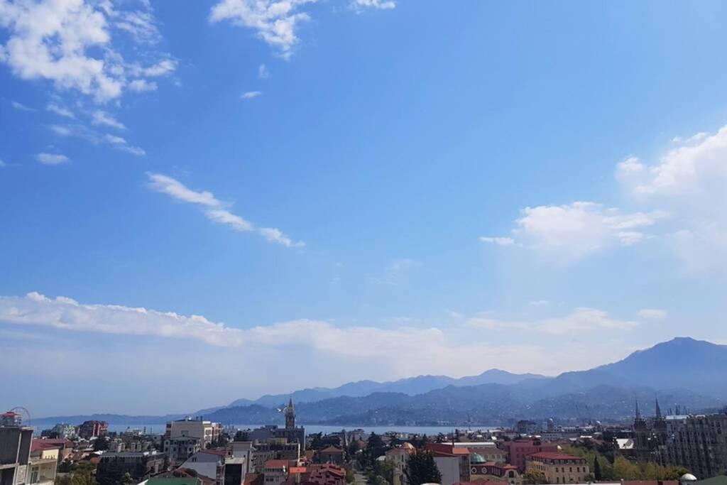 'Mint Fresh' Summer Studio In Batumi City Centerアパートメント エクステリア 写真